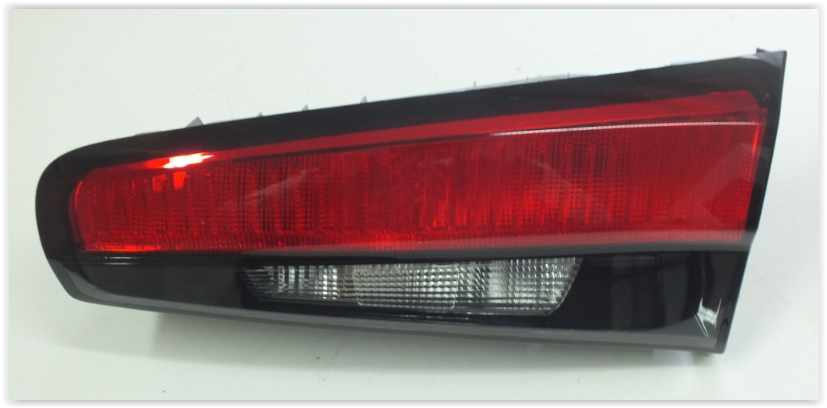STOP LAMBASI İÇ SAĞ DUYSUZ LED`SİZ FIAT EGEA HB-SW - OE-ORIJINAL - OEM 52071021