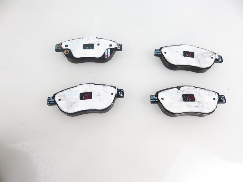ÖN BALATA CORSA D (BÜYÜK TİP) 1.3 CDTI 07/06=> FIAT 500L 12> 0.9T 1.4 1.3D MTJ 1.6D MTJ - VALEO - OEM 93189816