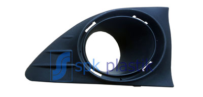 SİS FAR ÇERÇEVESİ (KAPAĞI) (SİSLİ) SAĞ CLIO IV SYMBOL-JOY-LOGAN-SANDERO 13=> - SPK - OEM 261528359R