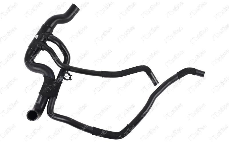 RADYATOR ALT HORTUMU NV400 - MOVANO - MASTER III - NIFEA - OEM 215031595R