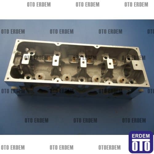 Renault Enjektörlü Motor Silindir Kapağı K7M K7J 7701475893