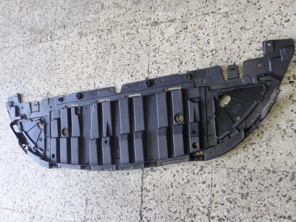 ON TAMPON DEFLEKTORU CLIO IV HB 2012 > - NFAST - OEM 622563607R