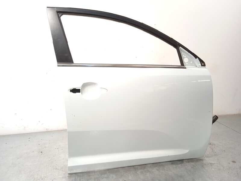 KAPI ÖN SAĞ KIA SPORTAGE 2010> - SUYANG - OEM 760043W001