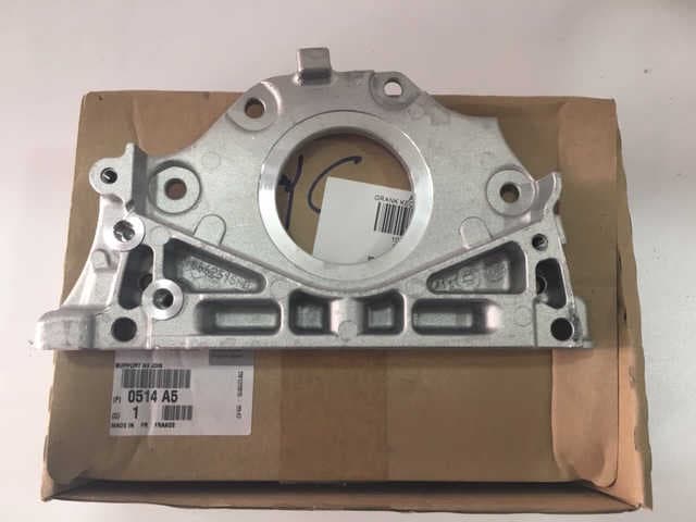 KRANK ÖN KEÇE BRAKETİ (KAPAĞI) P308-P407-P508-P300...