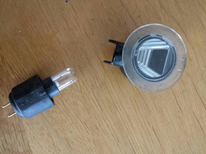 AYNA AYDINLATMA SOL C3-C4-EŞİK LAMBASI SAĞ P3008-P5008 - PSA - OEM 6325.G8