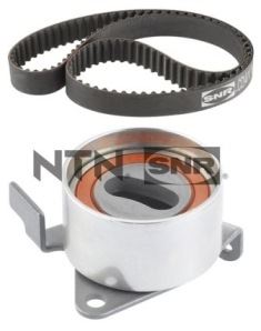 TRİGER KAYIŞ SETİ (EKSANTRİK SETİ) DAIHATSU TERIOS 1.3L HCJE J100 97-00 (1 KAYIŞ + 1 RULMAN) (93x250) - SNR - OEM 1356887101
