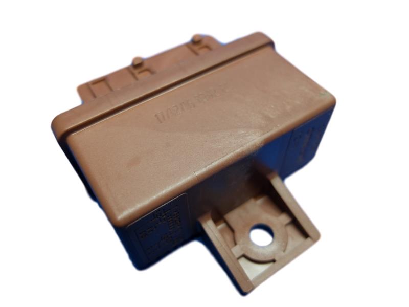 YAKIT POMPA RÖLESİ (KAHVERENGİ) P206-P406 2.0 HDI - PSA - OEM 1920.7L