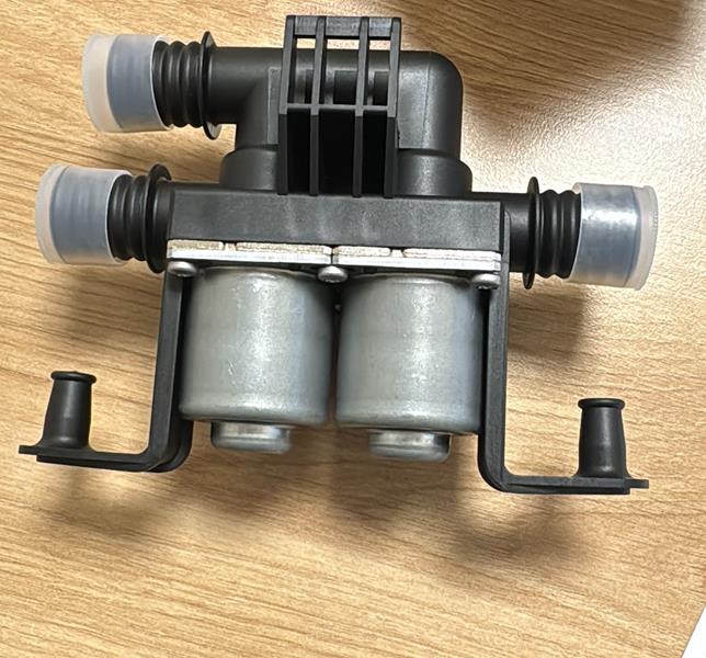 KALORIFER MUSLUGU E39 E38 X5:E53 - CARTEK - OEM 64128374995