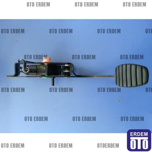 Renault Kangoo Debriyaj Pedalı 8200060841
