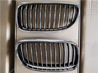 ÖN PANJUR BÖBREK FULL KROM KROM SİYAH SET BMW E90 +LCİ 2008-2011 - GKL - OEM 51137201969